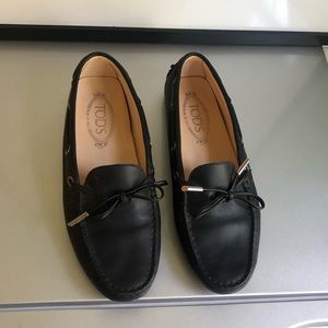 women’s black Tod’s loafers